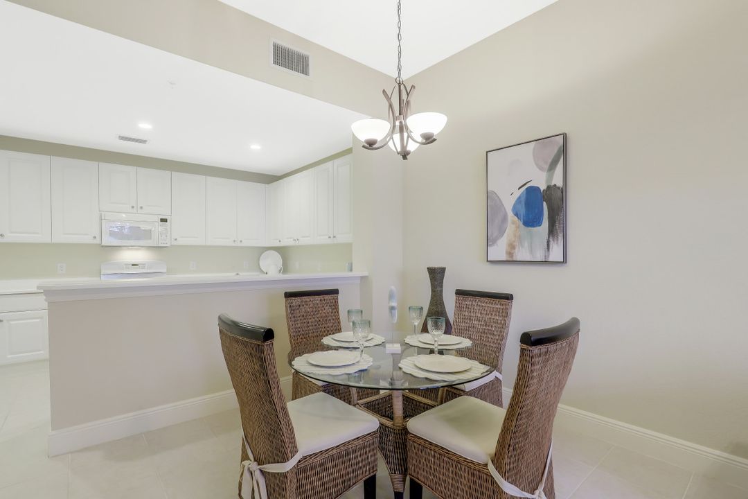 9205 Museo Cir #103, Naples, FL 34114