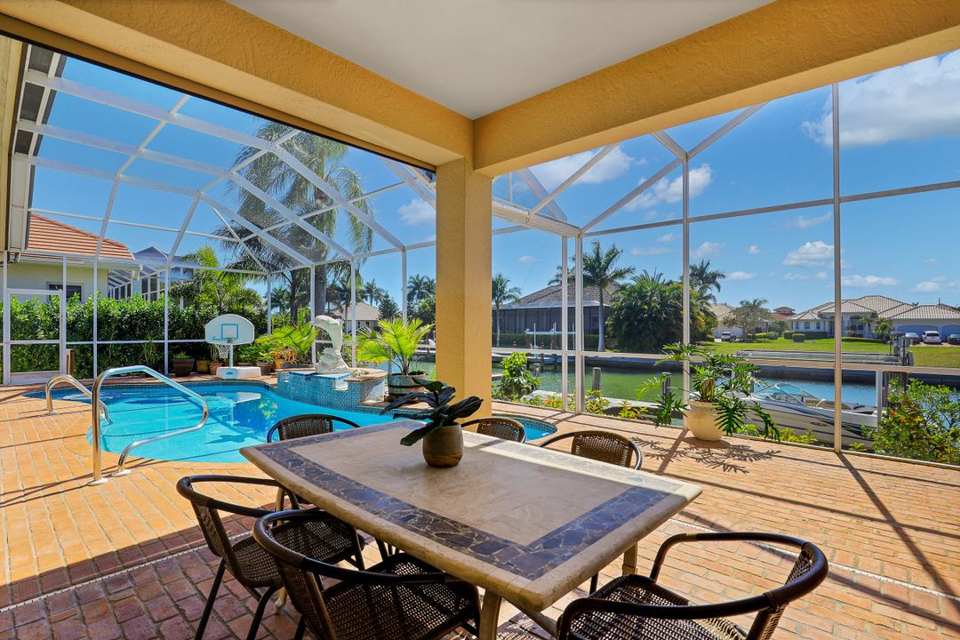 264 Rockhill Ct, Marco Island, FL 34145