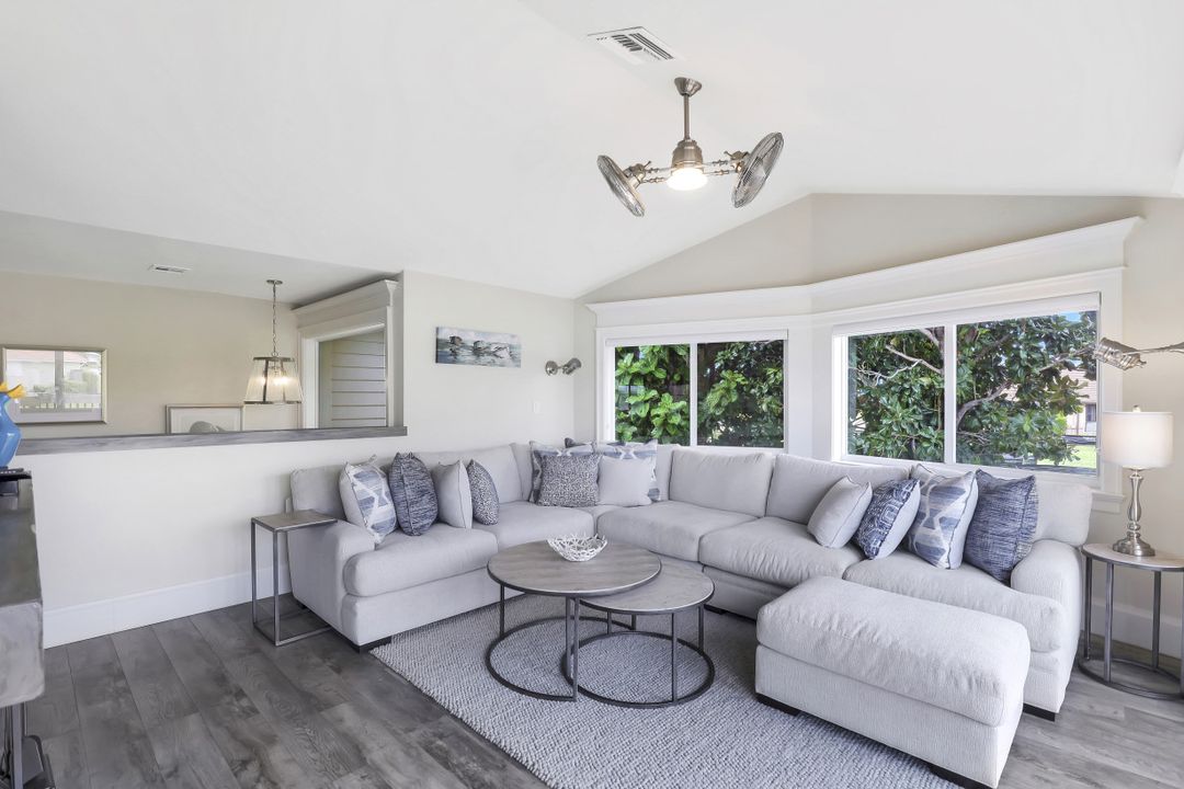 1672 Villa Ct, Marco Island, FL 34145