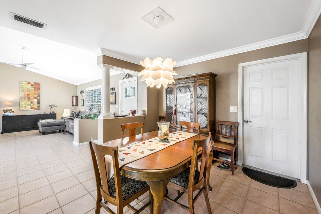 1120 Dana Ct, Marco Island, FL 34145