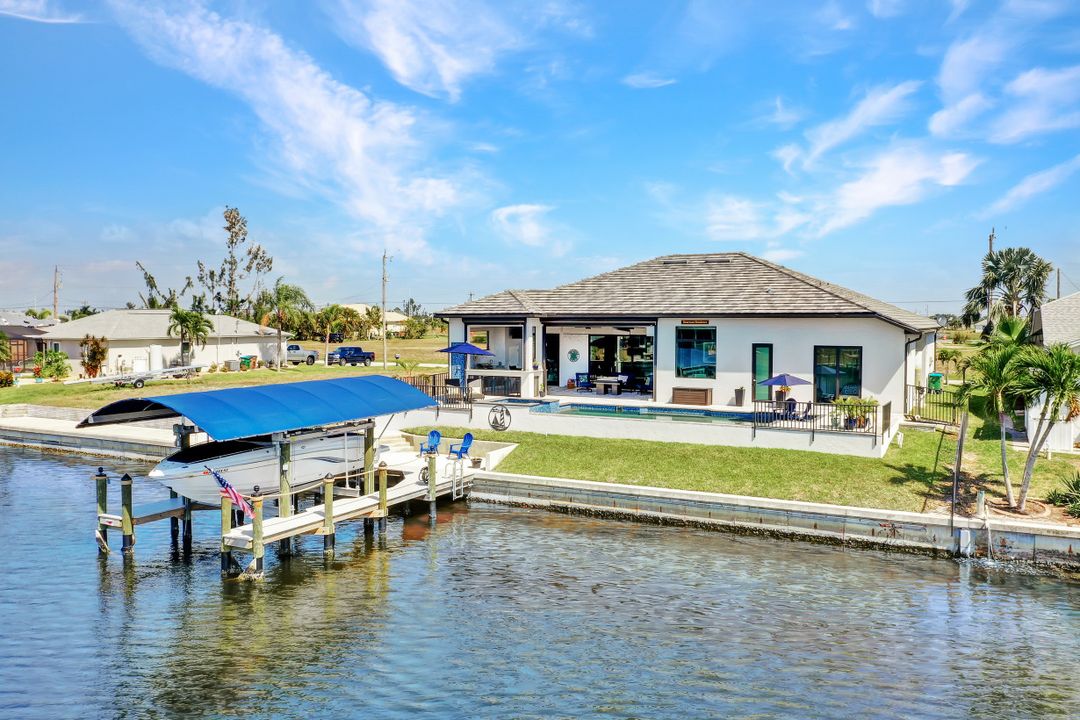 214 NW 32nd Pl, Cape Coral, FL 33993