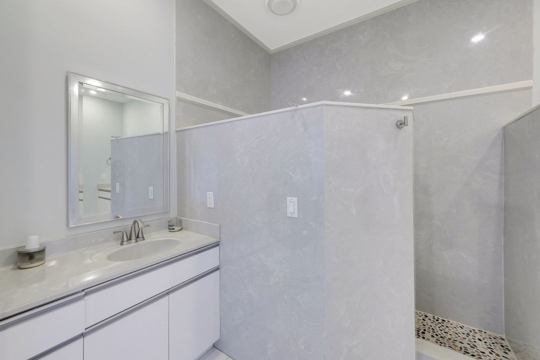 621 S Barfield Dr, Marco Island, FL 34145