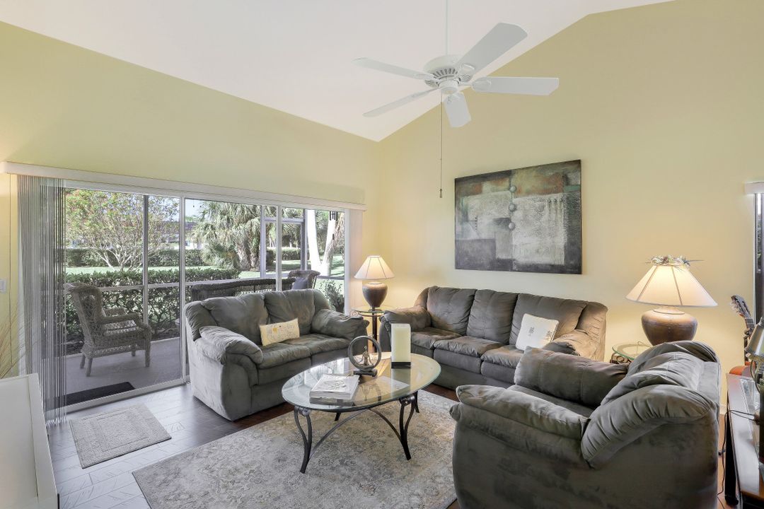 975 Partridge Cir #102, Naples, FL 34104