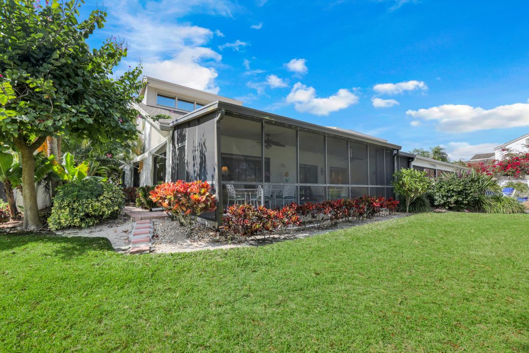 13244 Wedgefield Dr, Naples, FL 34110