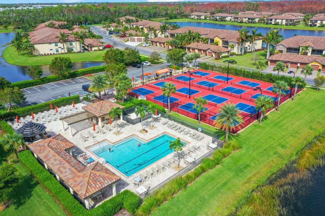 9517 Avellino Wy #2222, Naples, FL 34113
