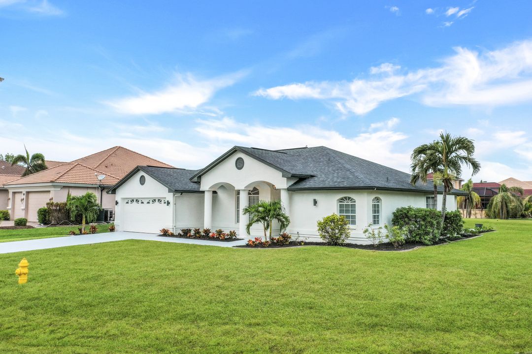 11602 Royal Tee Cir, Cape Coral, FL 33991