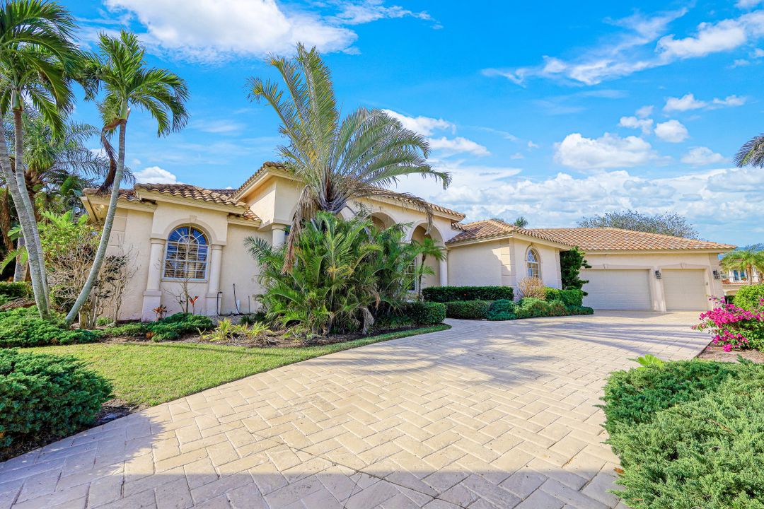 800 Arcadia Ct, Marco Island, FL 34145