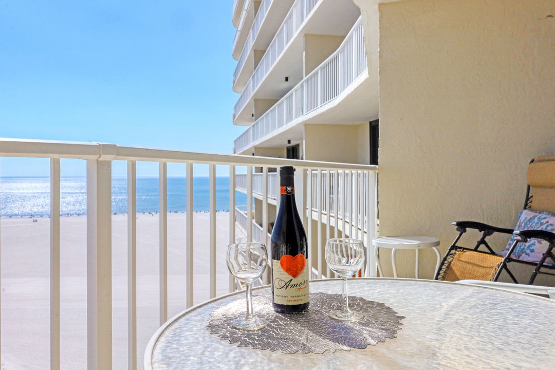 260 Seaview Ct #1504, Marco Island, FL 34145