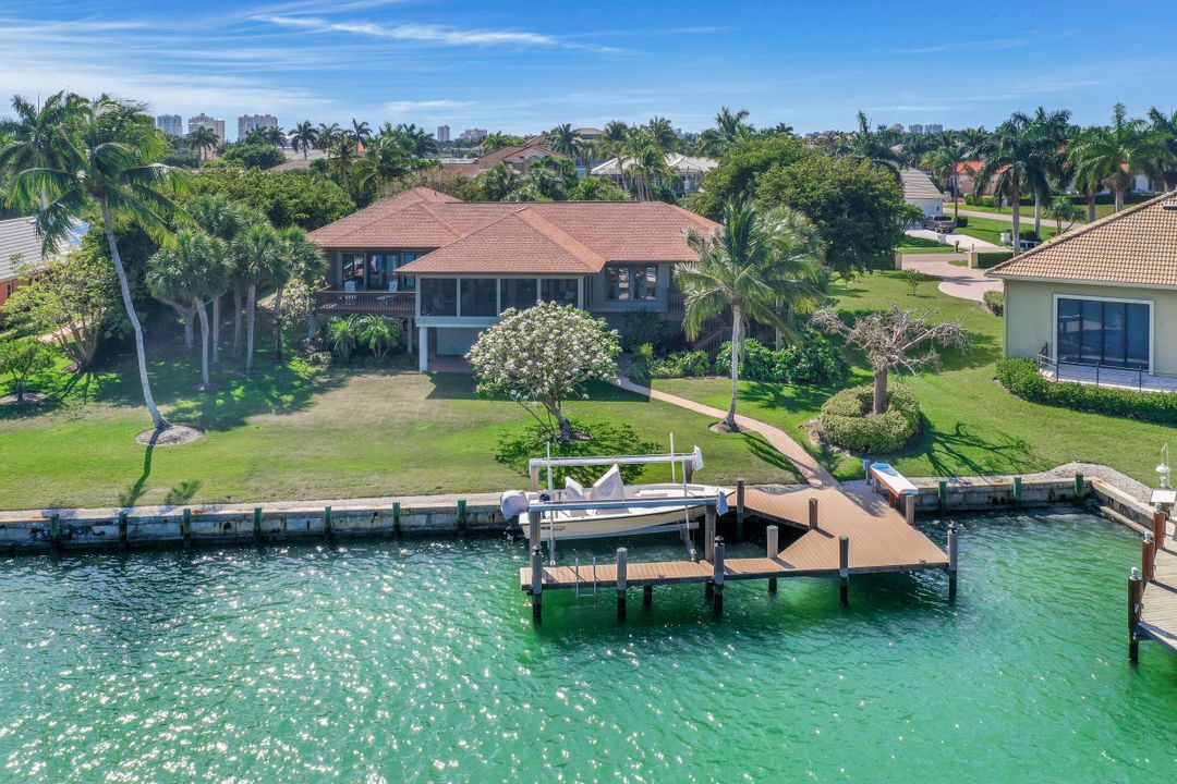 1011 Pettit Ct, Marco Island, FL 34145