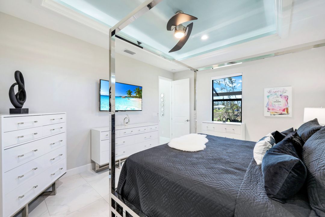 1833 SW 11th Terrace, Cape Coral, FL 33991