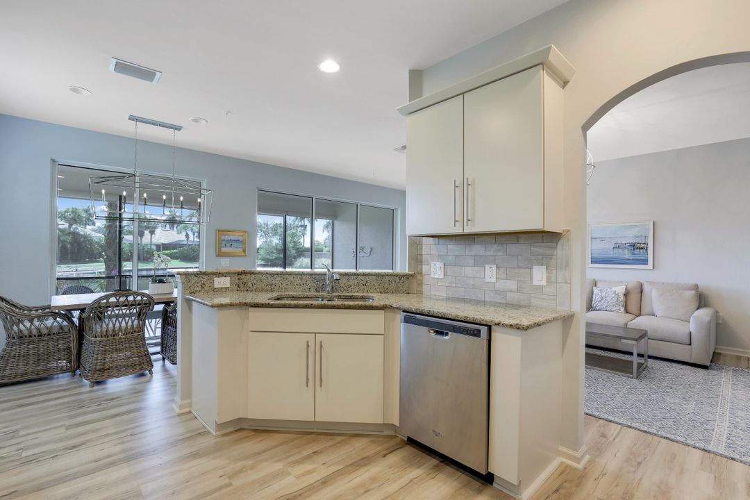 8843 Nautical Landing Cir #101, Naples, FL 34120