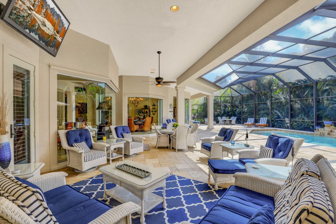 660 Riviera Dr, Naples, FL 34103