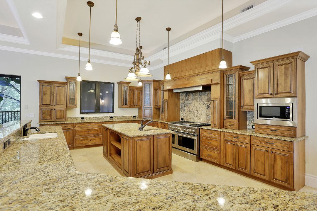 15991 Old Wedgewood Ct, Fort Myers, FL 33908