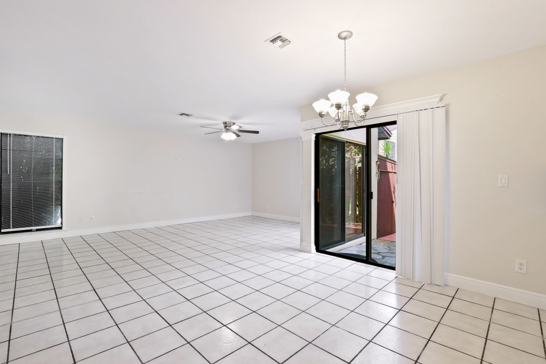 621 SE 12th Ave APT 118, Cape Coral, FL 33990