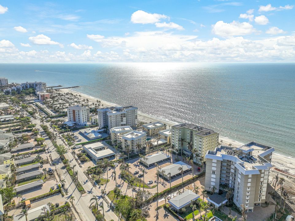 2885 Gulf Shore Blvd N  #803, Naples, FL 34103