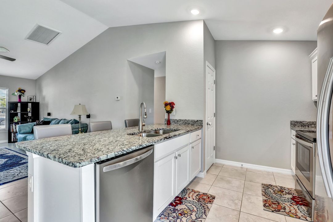 2837 NW 24th Ave, Cape Coral, FL 33993