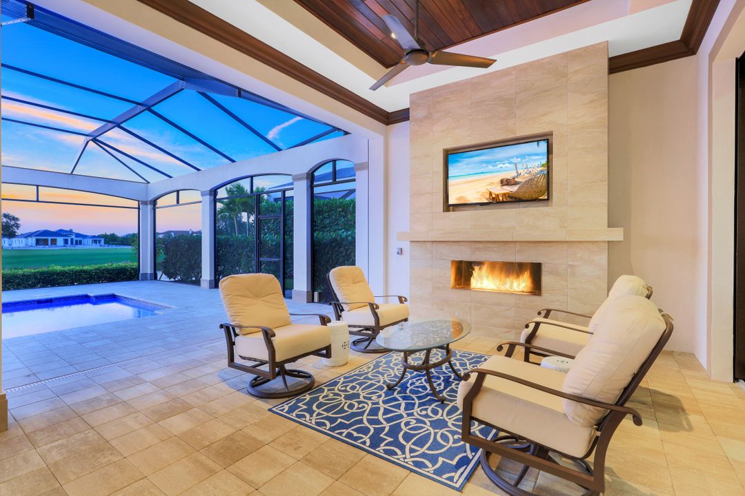 16459 Seneca Way, Naples, FL 34110