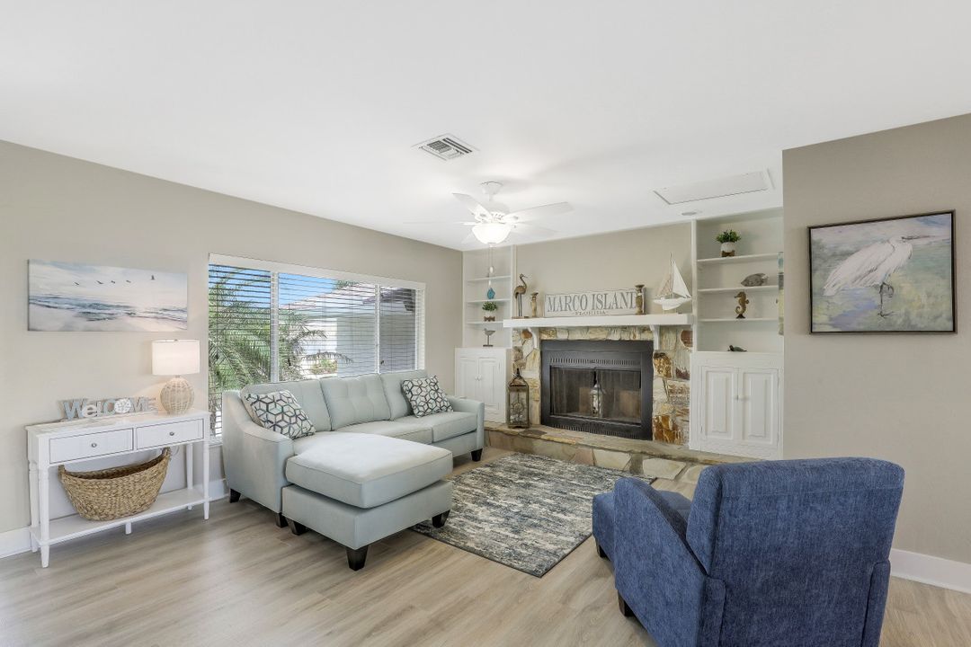 1585 Jamaica Ct, Marco Island, FL 34145