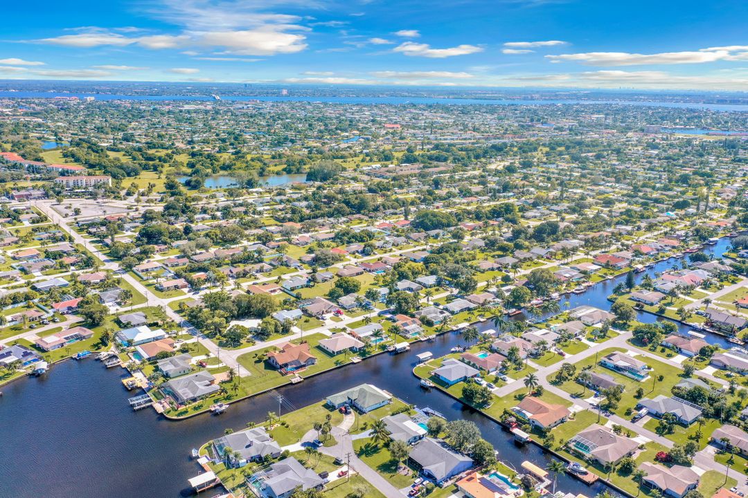 138 SE 40th St, Cape Coral, FL 33904