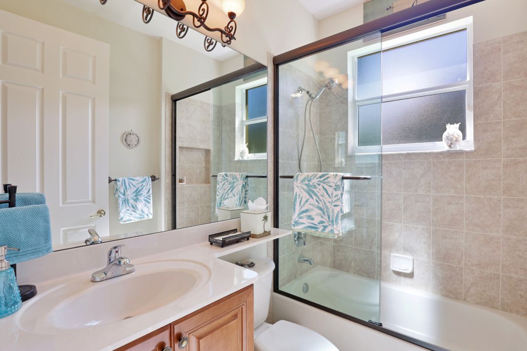 2025 Isla De Palma Cir, Naples, FL 34119