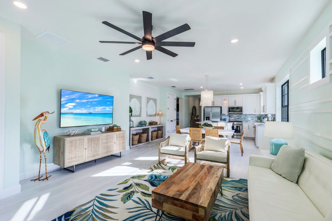 12330 Canal Grande Dr, Fort Myers, FL 33913