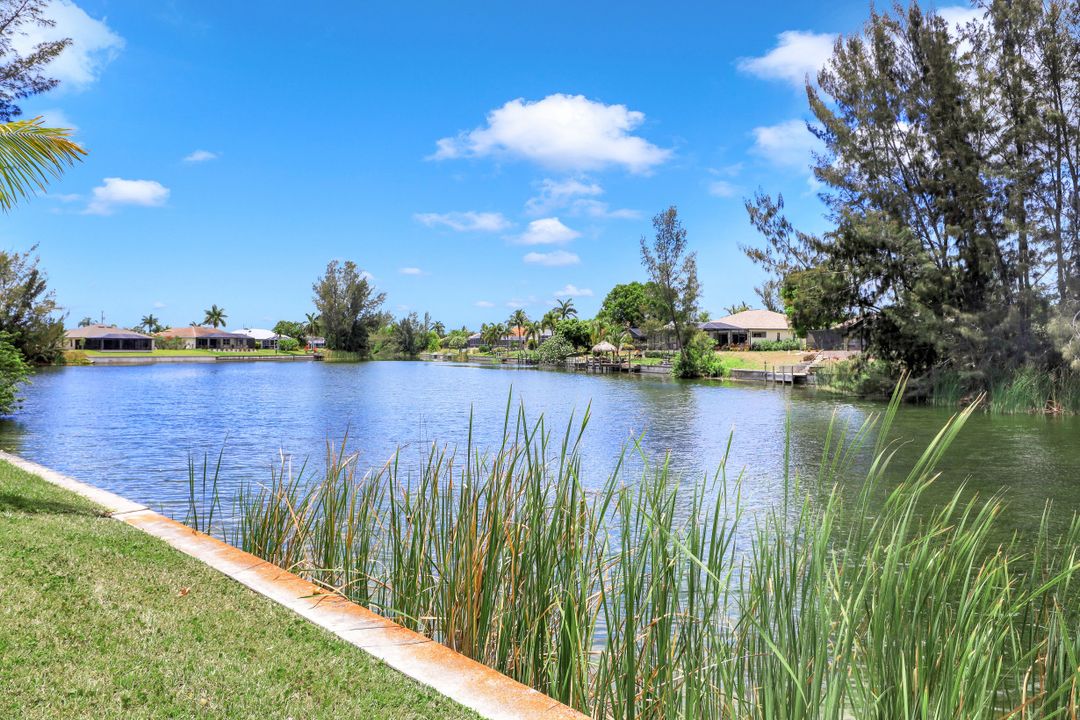 937 SW 28th Terrace, Cape Coral, FL 33914