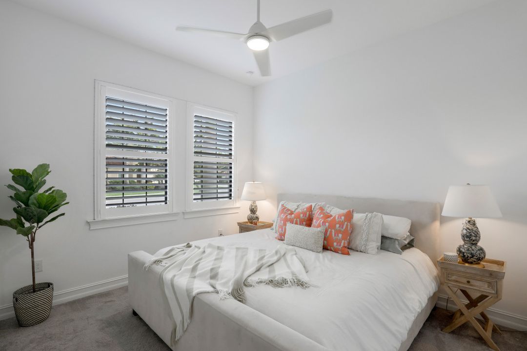 1431 Mockingbird Dr, Naples, FL 34120