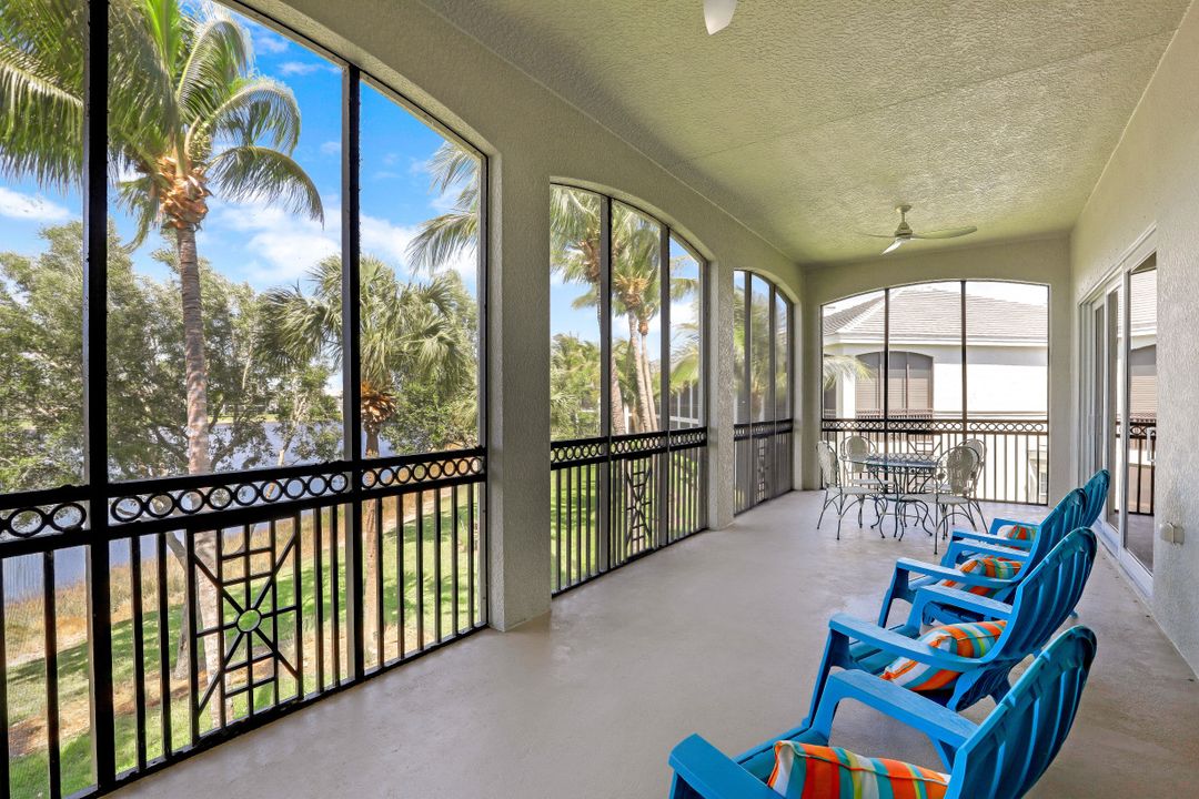 9263 Museo Cir #204, Naples, FL 34114