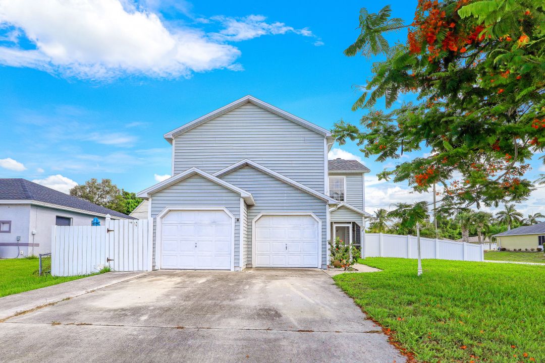 8365 Tahiti Rd, Fort Myers, FL 33967