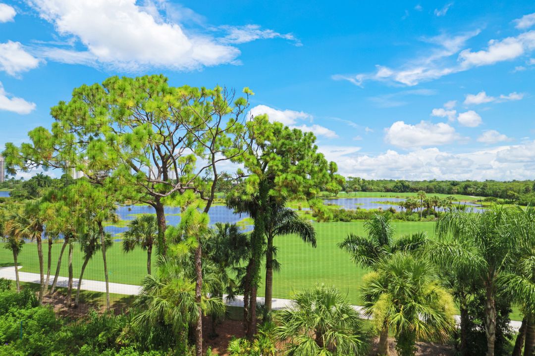 4130 Bayhead Dr #306, Bonita Springs, FL 34134