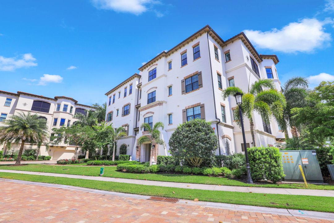 16440 Carrara Way #101, Naples, FL 34110