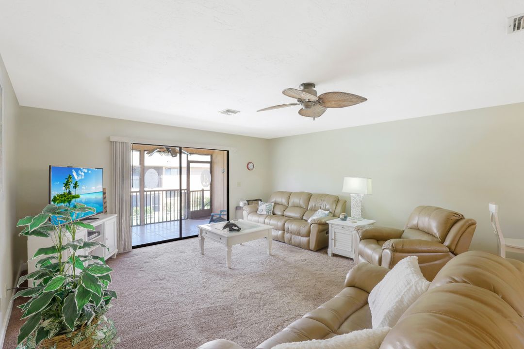 1203 SW 48th Terrace #201, Cape Coral, FL 33914