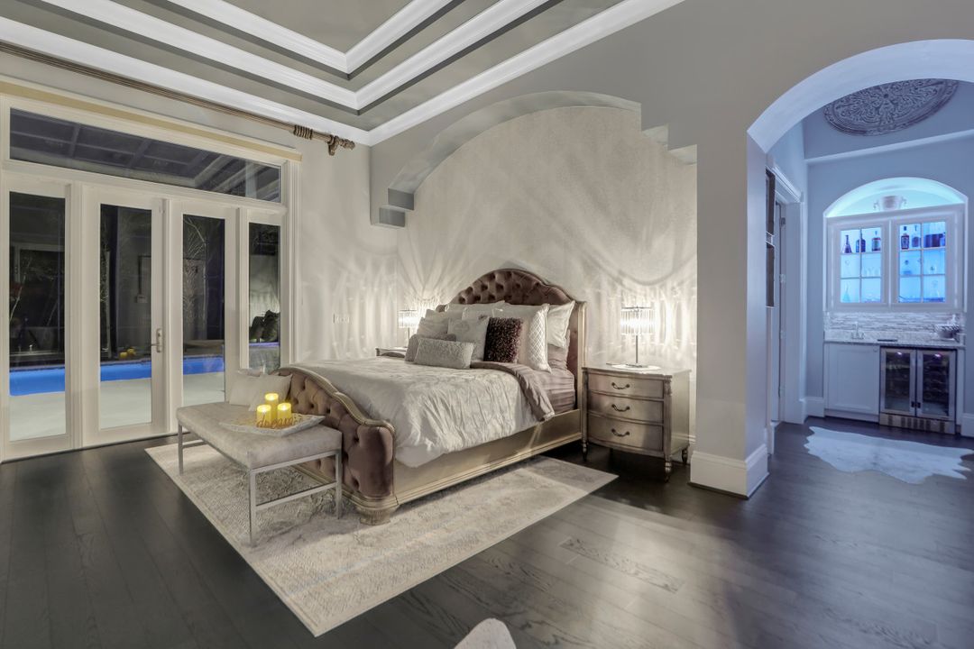 4642 Idylwood Ln, Naples, FL 34119