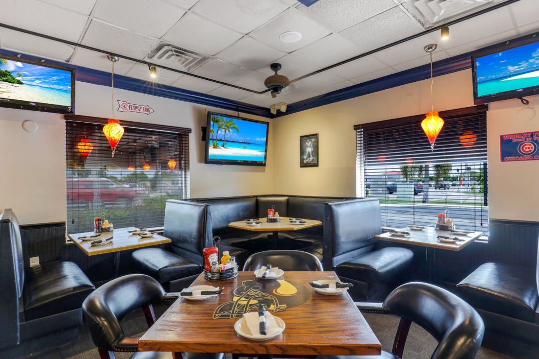 1217 Del Prado Blvd S, Cape Coral, FL 33990