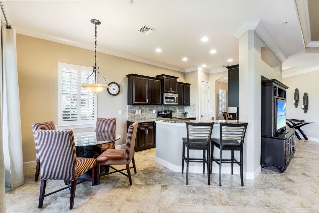 9545 Ironstone Terrace #202, Naples, FL 34120