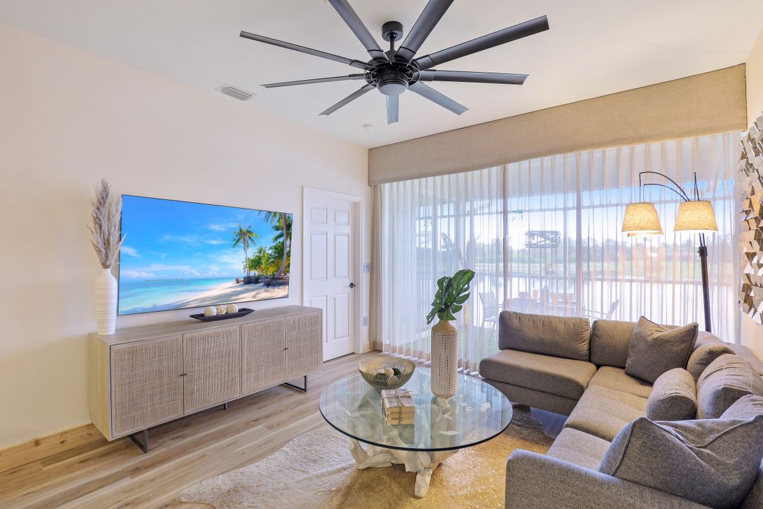 7895 Mahogany Run Ln #1424, Naples, FL 34113