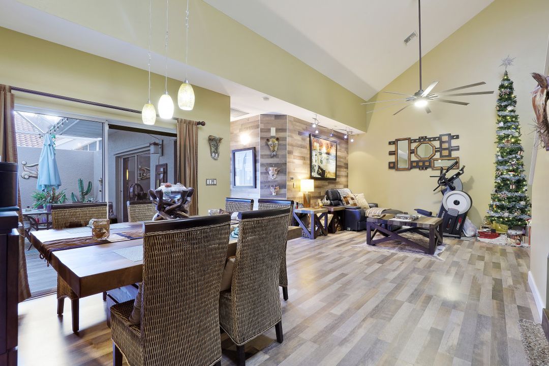 4259 Covey Cir, Naples, FL 34109