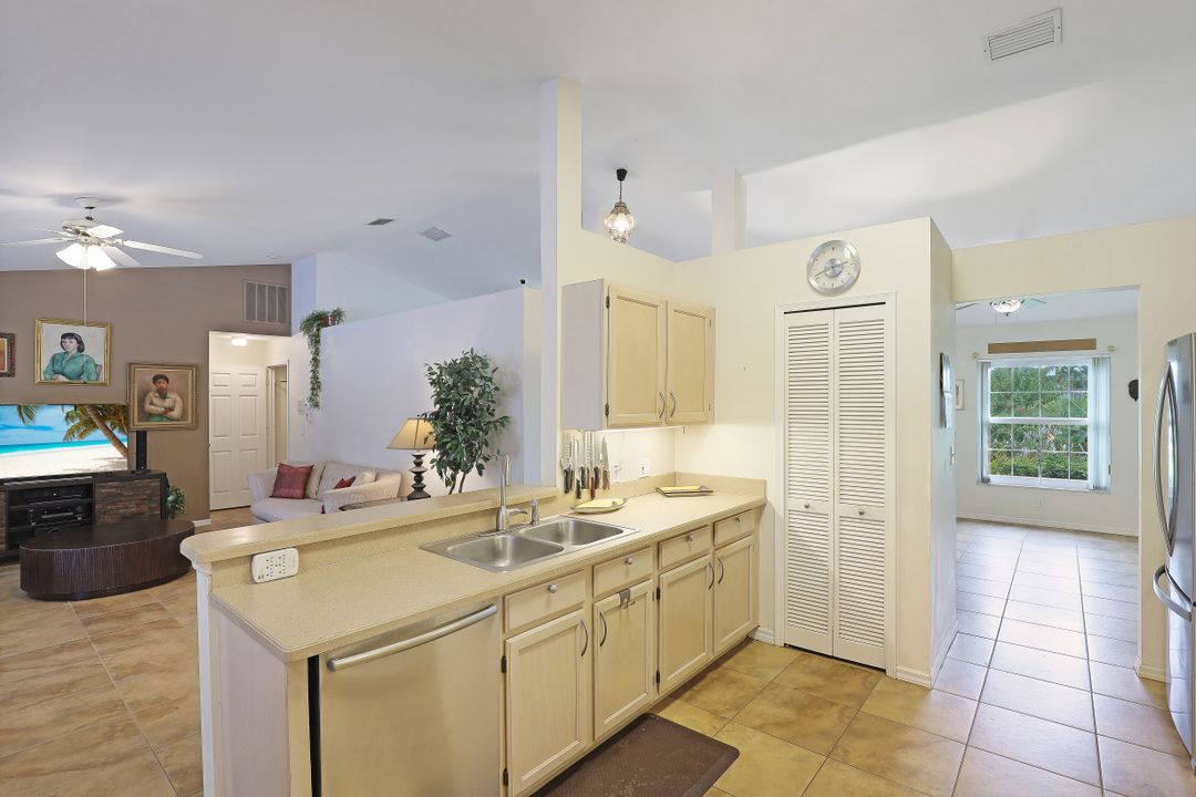 115 Plantation Cir, Naples, FL 34104