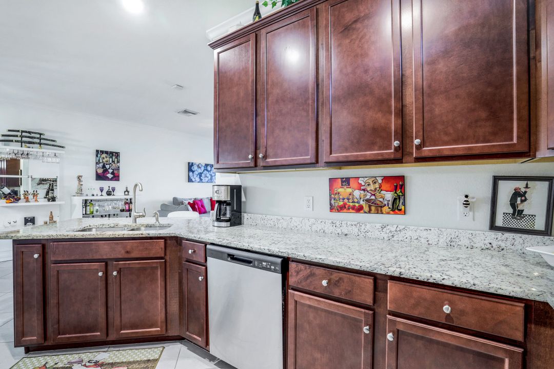 1839 Alameda Dr, Naples, FL 34120