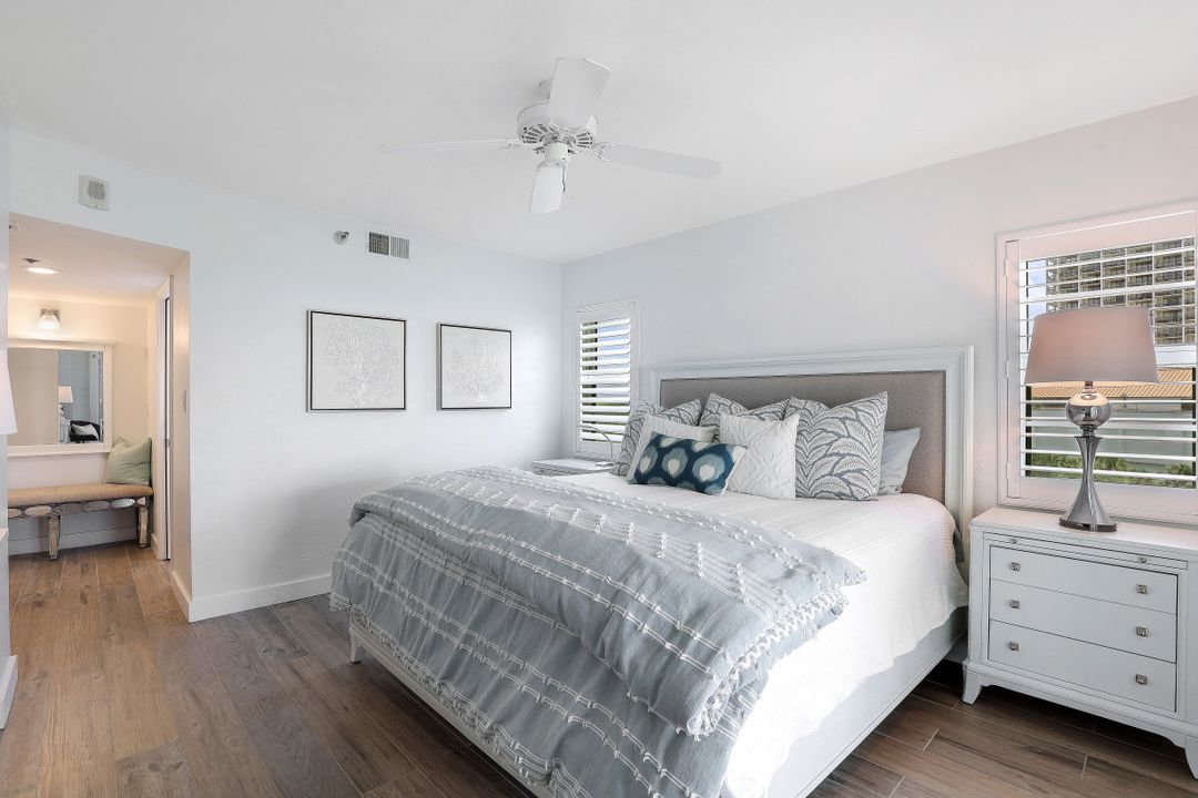 5501 Heron Point Dr #501, Naples, FL 34108