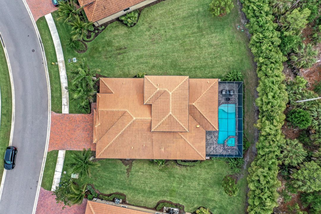 1431 Mockingbird Dr, Naples, FL 34120