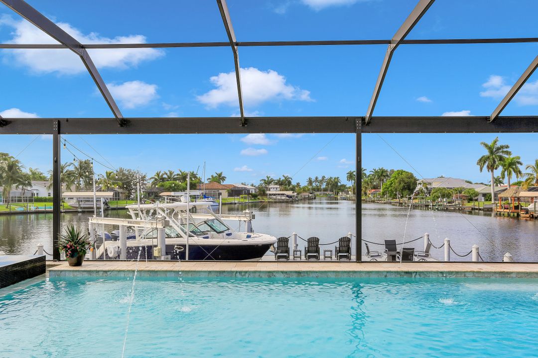 1214 El Dorado Pkwy E, Cape Coral, FL 33904