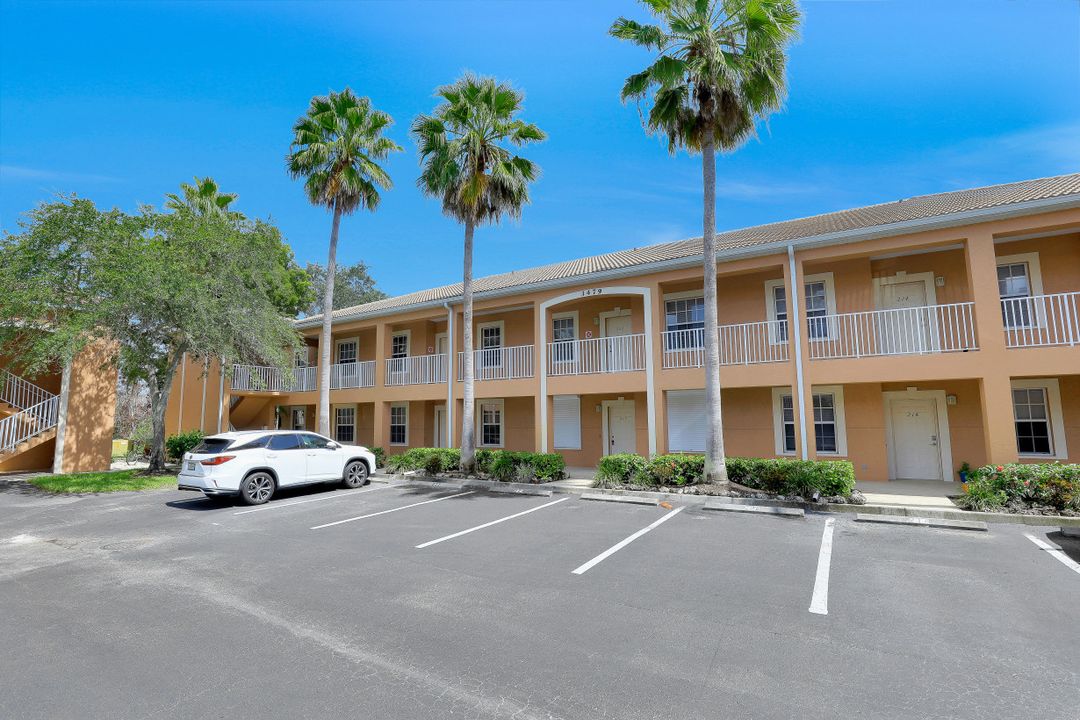3479 Lake Shore Dr #222, Bonita Springs, FL 34134