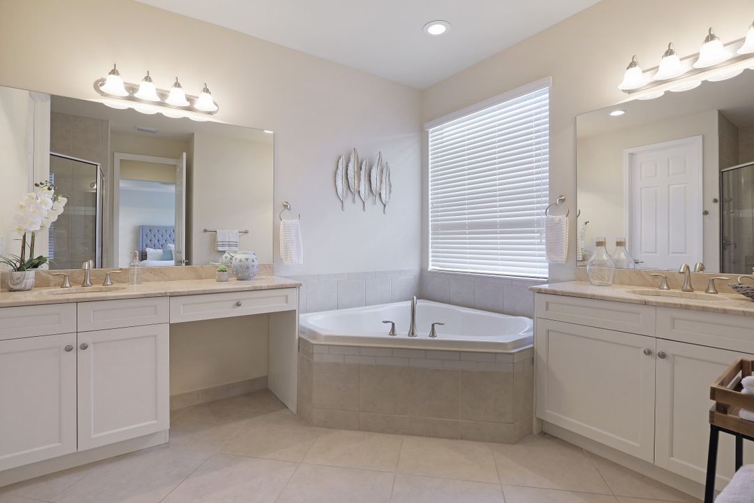 11509 Summerview Way, Fort Myers, FL 33913