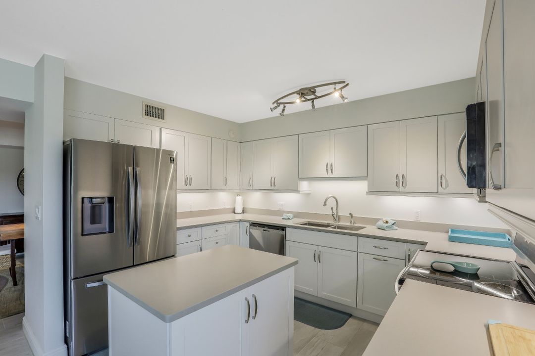 870 S Collier Blvd #101, Marco Island, FL 34145