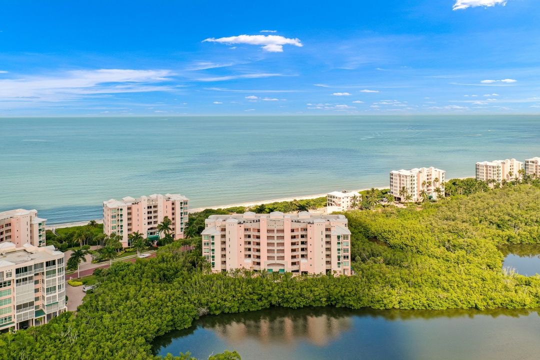 260 Barefoot Beach Blvd #204, Bonita Springs, FL 34134