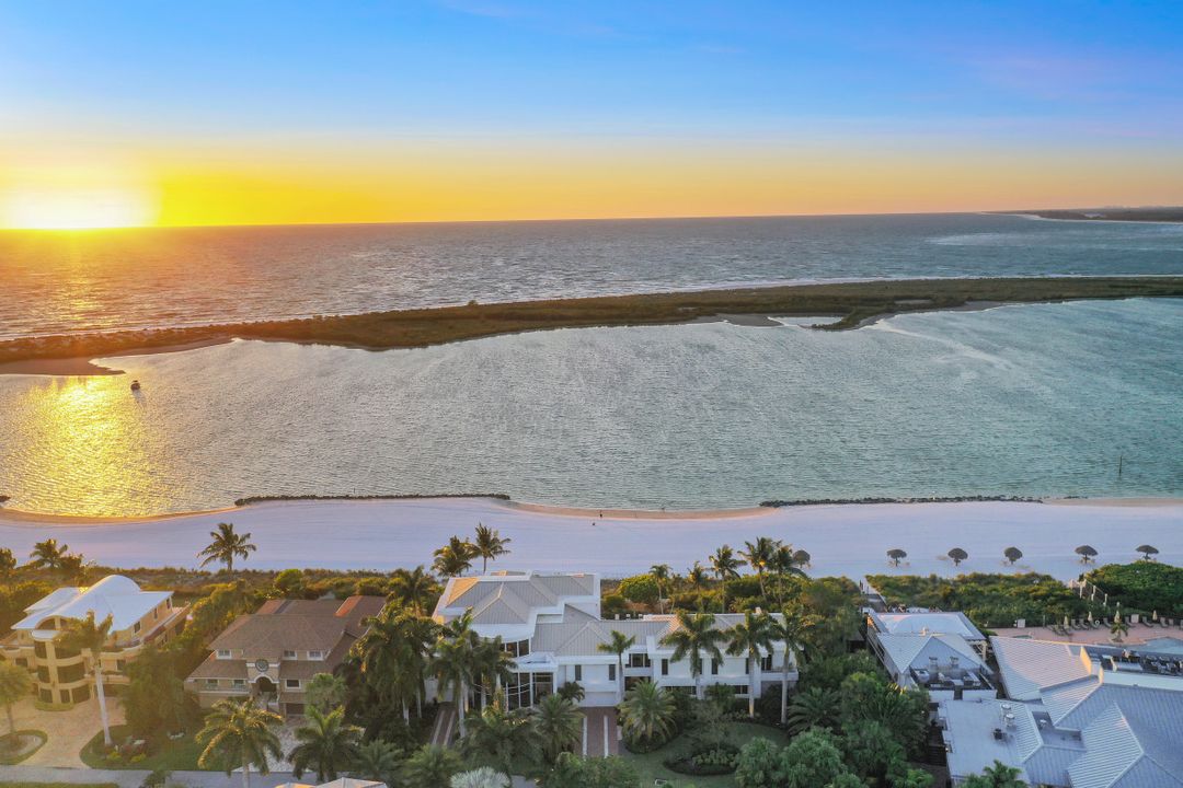 202 S Beach Dr, Marco Island, FL 34145