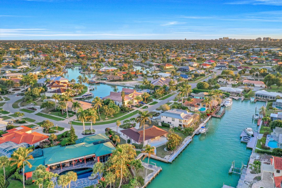 1260 Laurel Ct, Marco Island, FL 34145