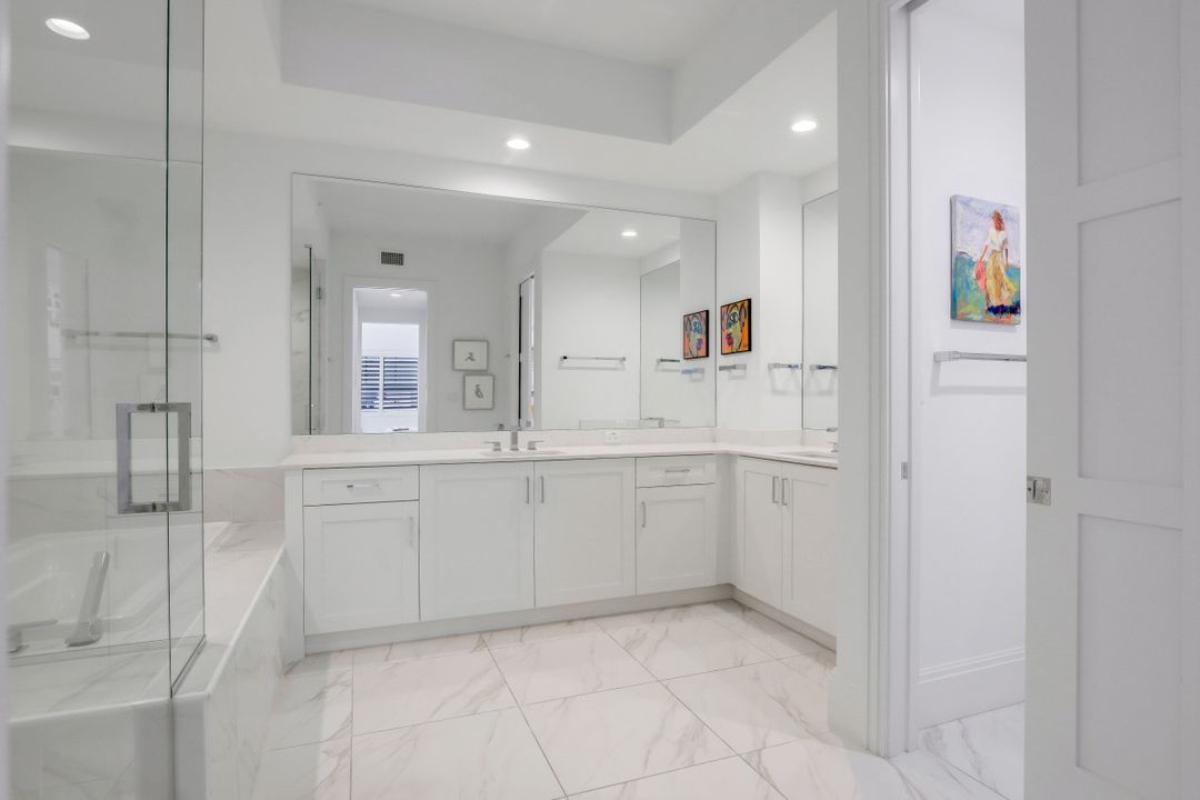 1135 3rd Ave S #Unit 308, Naples, FL 34102