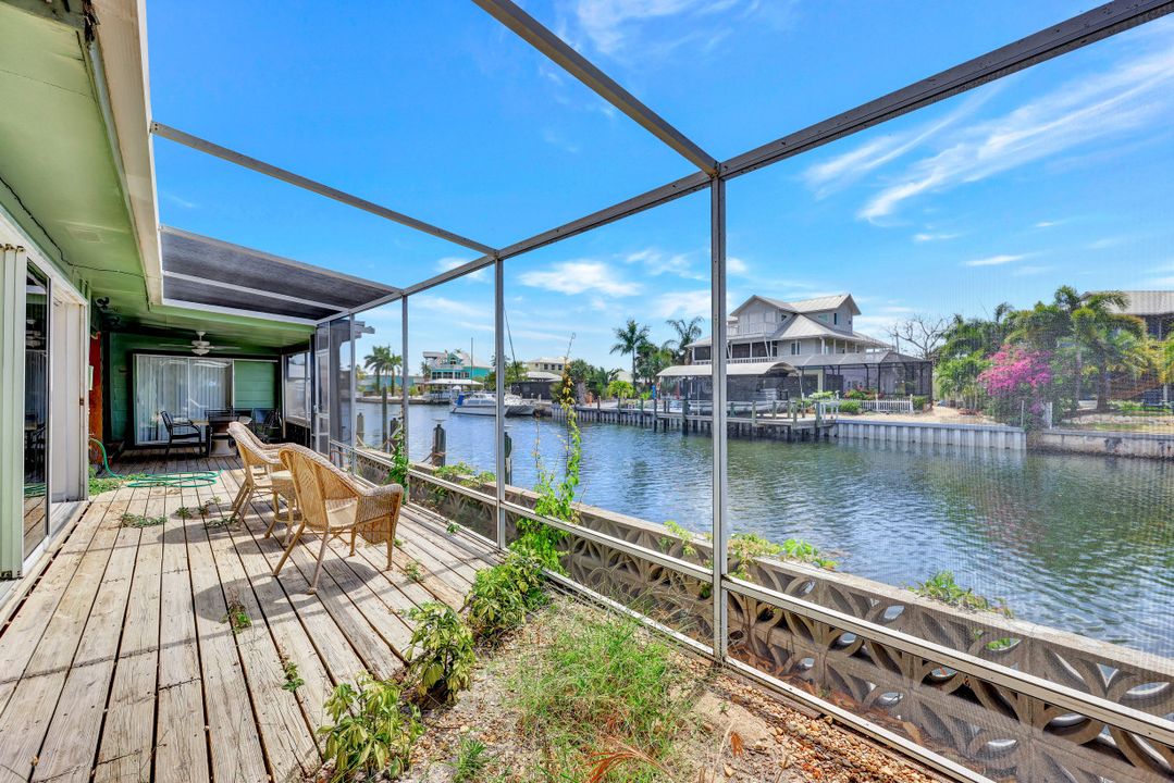2381 Oleander St #A /B, Saint James City, FL 33956